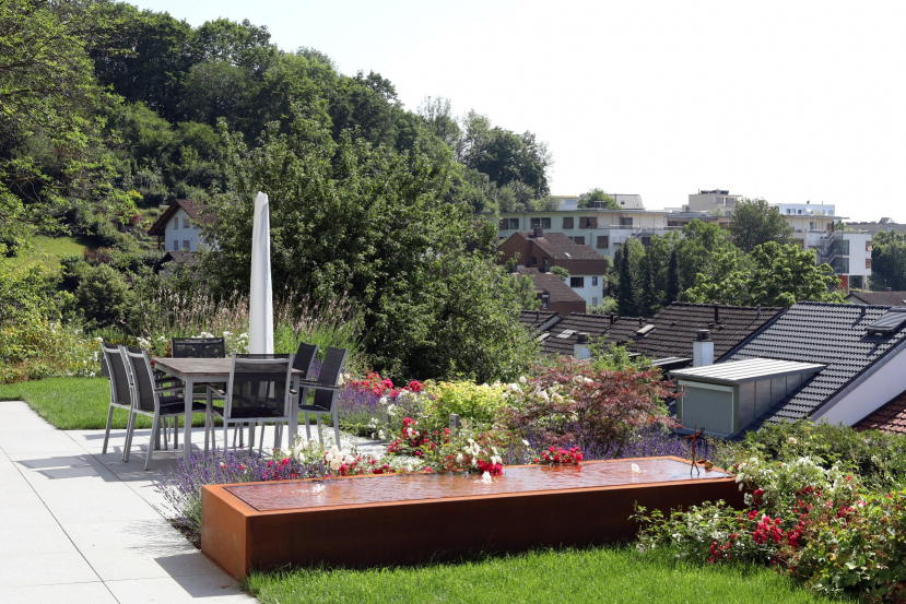Garten mit Wasserspiel in Lörrach